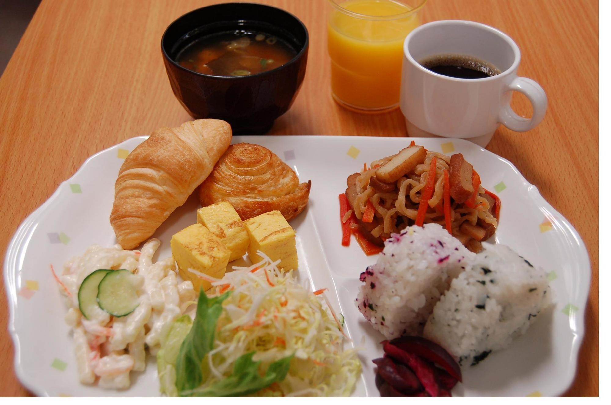 Toyoko Inn Gifu-Hashima-Eki Shinkansen Minami-Guchi Hasima Kültér fotó