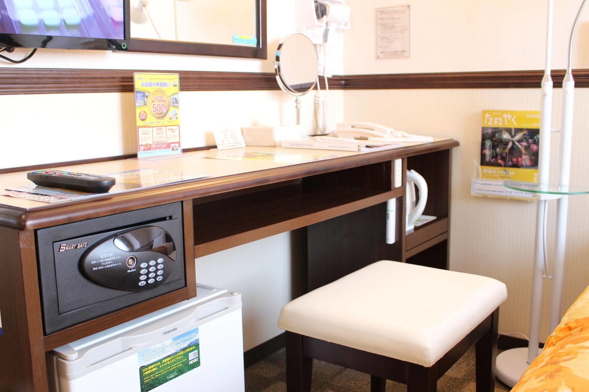 Toyoko Inn Gifu-Hashima-Eki Shinkansen Minami-Guchi Hasima Kültér fotó
