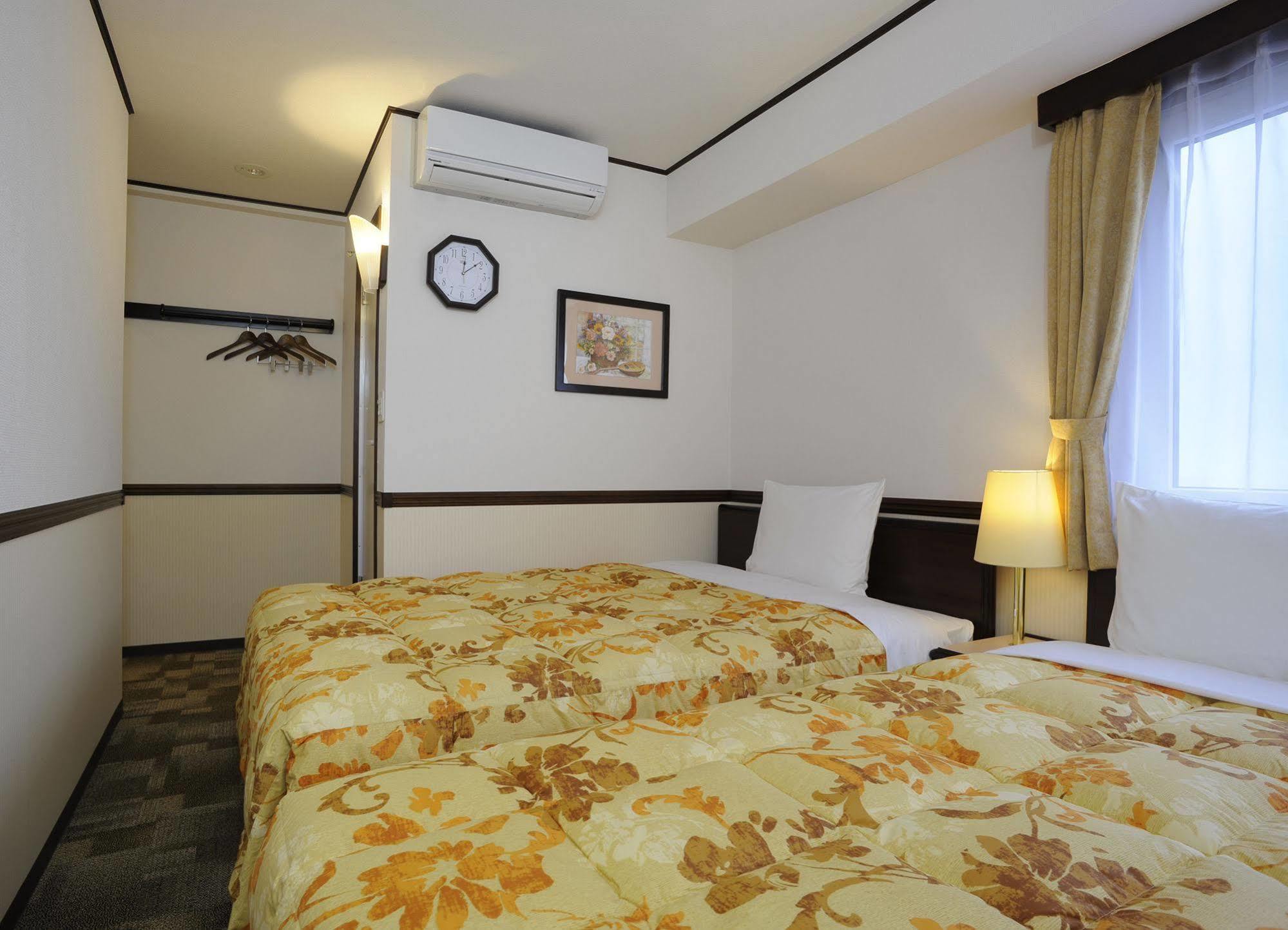 Toyoko Inn Gifu-Hashima-Eki Shinkansen Minami-Guchi Hasima Kültér fotó