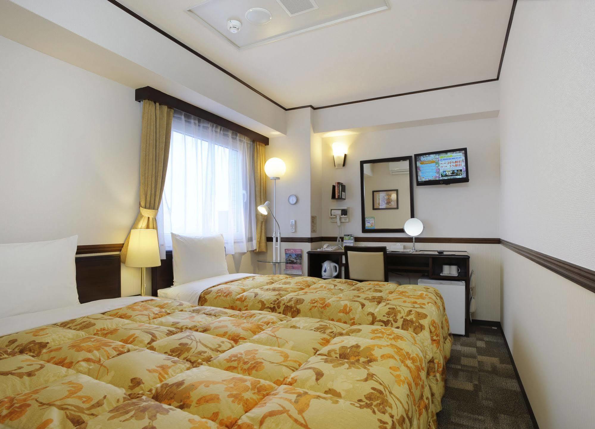 Toyoko Inn Gifu-Hashima-Eki Shinkansen Minami-Guchi Hasima Kültér fotó