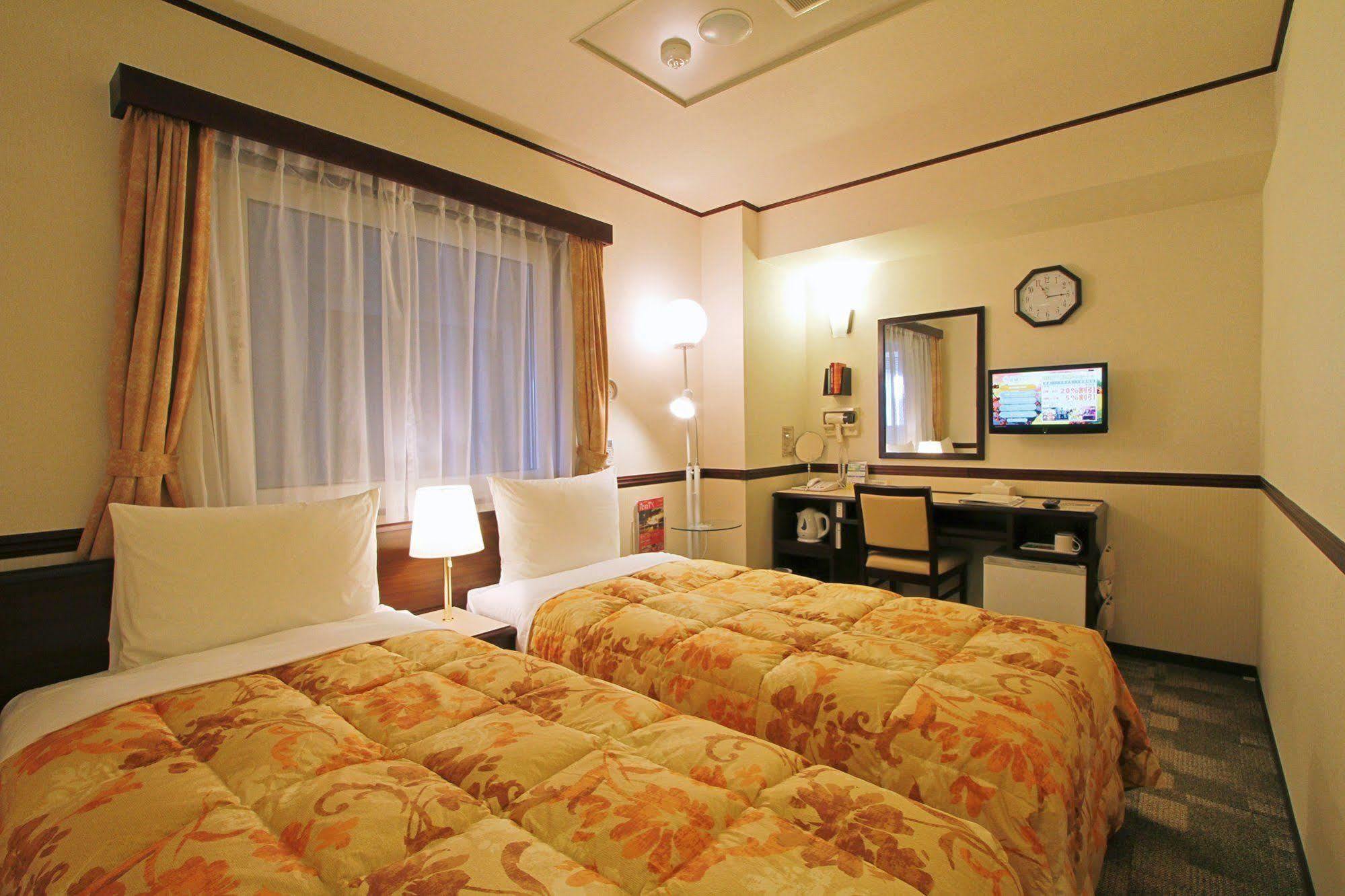 Toyoko Inn Gifu-Hashima-Eki Shinkansen Minami-Guchi Hasima Kültér fotó